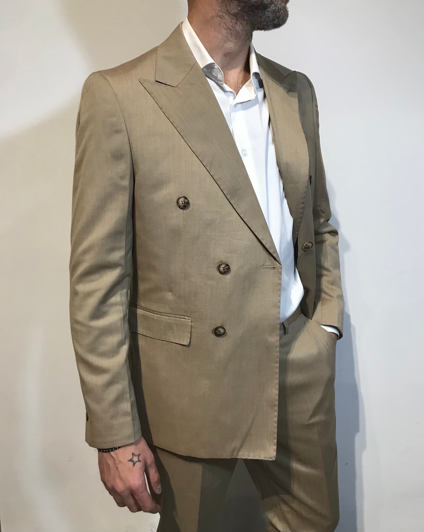 ABITO DOPPIOPETTO SALVO BEIGE