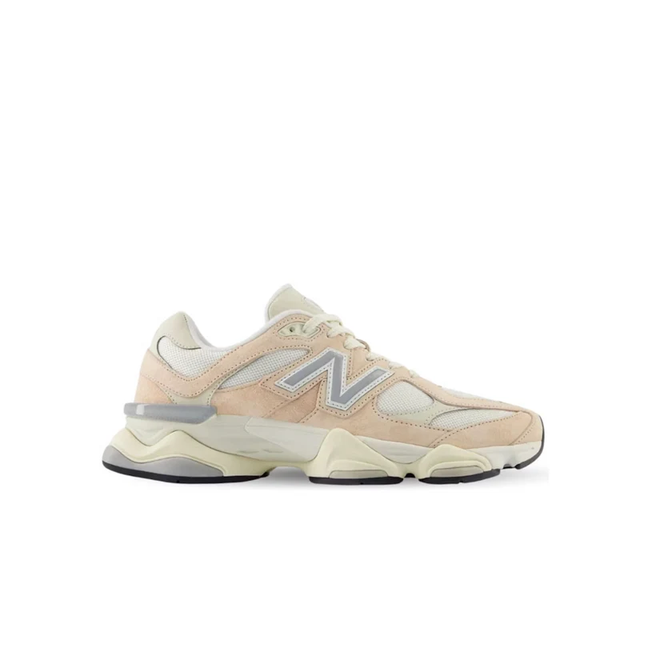 New Balance 9060 Peach