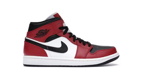 Jordan 1 Mid Chicago toe