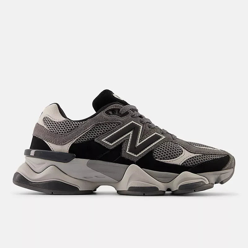 New balance 9060 Black  and Grey