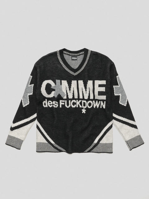 MAGLIONE COMME des FUCKDOWN  JACQUARD SUL DAVANTI E MANICHE • NERO